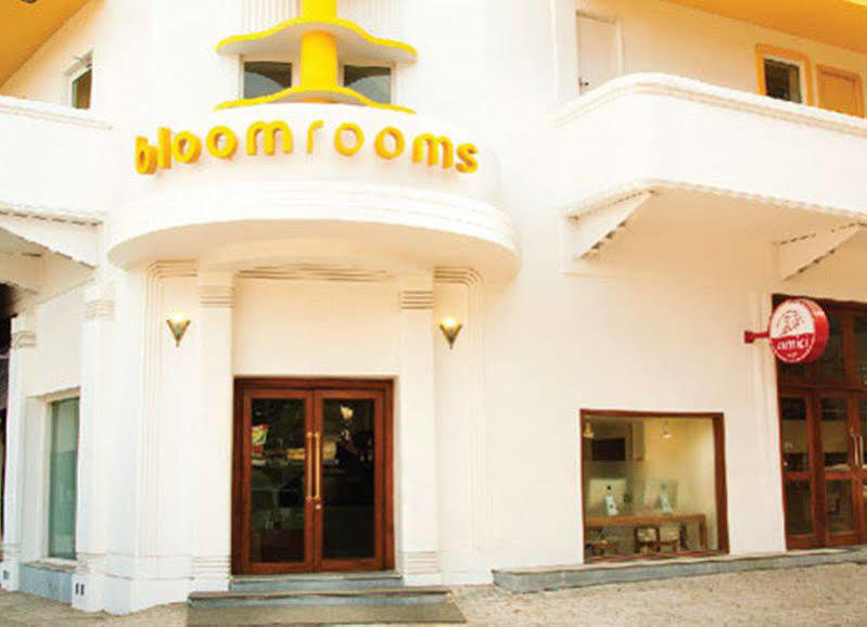 Bloomrooms @ New Delhi Railway Station Luaran gambar